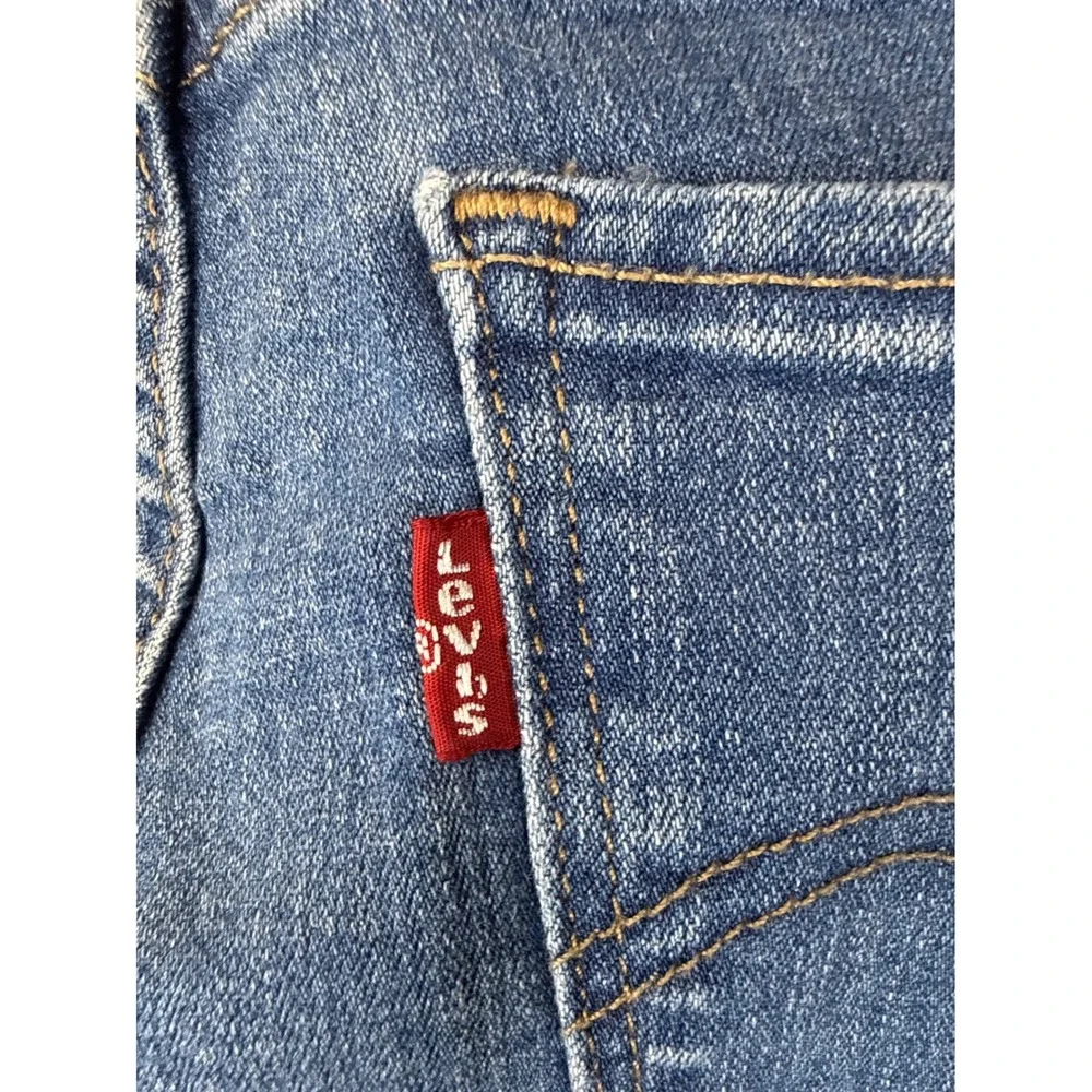 Levi's‎ Classic Straight Jeans Women 27 Blue Stretch Medium Wash Travel Work EUC
